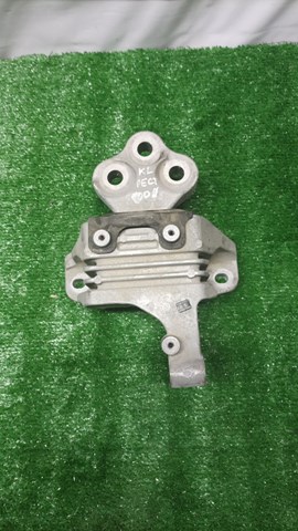 Левая подушка двигателя 68418876AB CHRYSLER