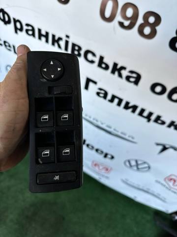 Кнопки переднего левого стекло подъемника 6925695 BMW