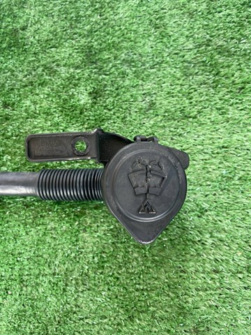Горловина бачка омывателя 7162586 BMW