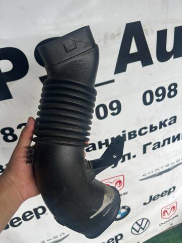 Патрубок воздушный, вход воздушного фильтра 7790056 BMW