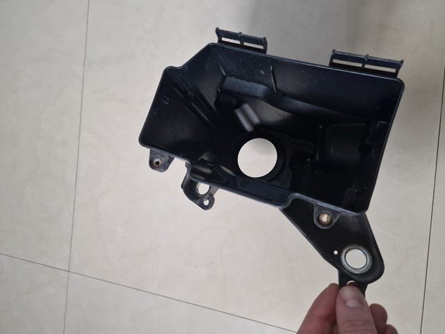 Корпус блока предохранителей A2135400024 MERCEDES