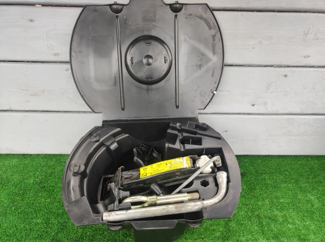 Ящик инструментальный 6Q0012115E VAG