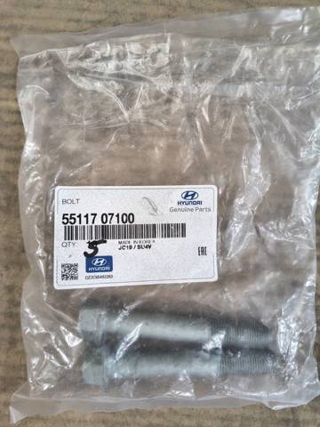 Болт заднего продольно рычаг, развальный 5511707100 HYUNDAI