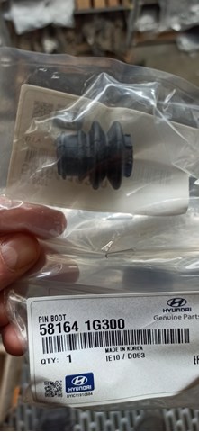 Пыльник направляющей суппорта тормозного заднего 581641G300 HYUNDAI