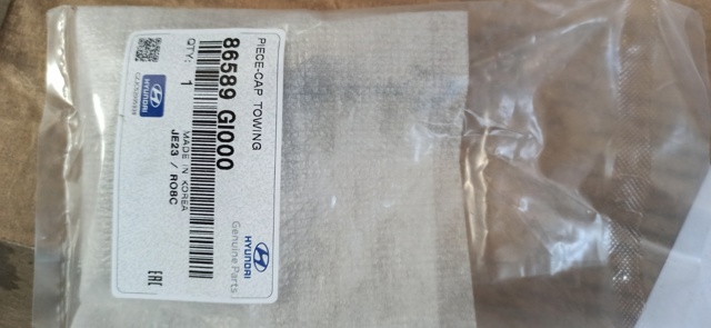 Заглушка буксировочного крюка в передний бампер 86589GI000 HYUNDAI