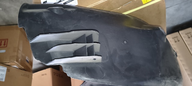 868302B200 HYUNDAI Подкрылок задний левый купить в Чернигов