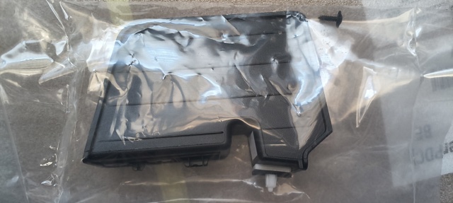 HYUNDAI 87752D7000CA Накладка (молдинг) порога наружная правая в наличии Кривой Рог