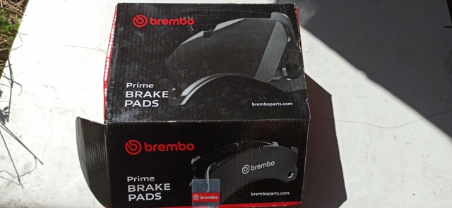 P54017 BREMBO Колодки тормозные передние дисковые купить в Украина