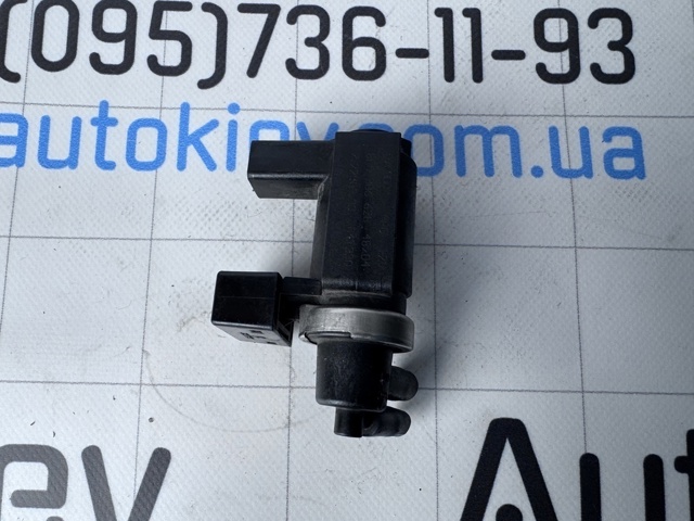 VAG 8E0906628 Клапан преобразователь давления наддува (соленоид)  в наличии Украина