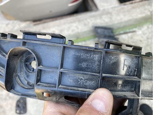 TOYOTA 521450E080 Кронштейн бампера переднего правый в наличии Кривой Рог
