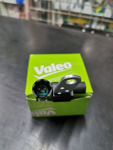 254010 VALEO Датчик положения (оборотов) коленвала купить в Черновцы