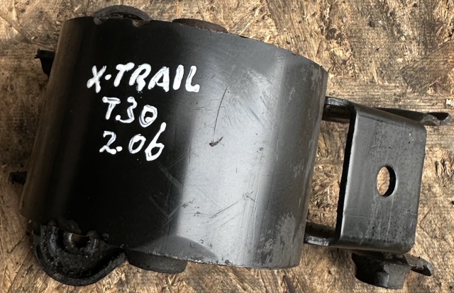 Задняя опора двигателя 113208H800 NISSAN