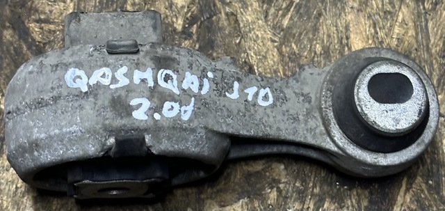 Правая опора ДВС 11350JD000 NISSAN
