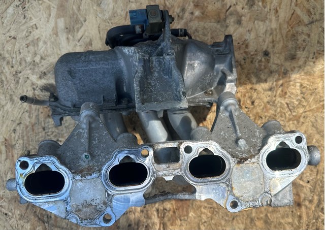 14010AU300 NISSAN Коллектор впускной верхний купить в Черкассы