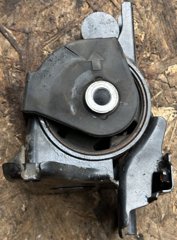 218302F000 HYUNDAI Левая подушка двигателя купить в Хмельницкий