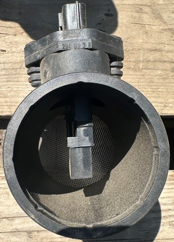 226805U400 NISSAN Датчик потока (расхода) воздуха, расходомер M.A.F. - (Mass Airflow) купить в Каменское