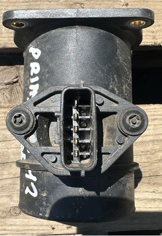 NISSAN 226805U400 Датчик потока (расхода) воздуха, расходомер M.A.F. - (Mass Airflow) в наличии Ужгород