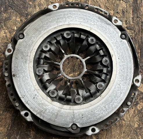 NISSAN 2335400QAH Комплект сцепления в наличии Одесса