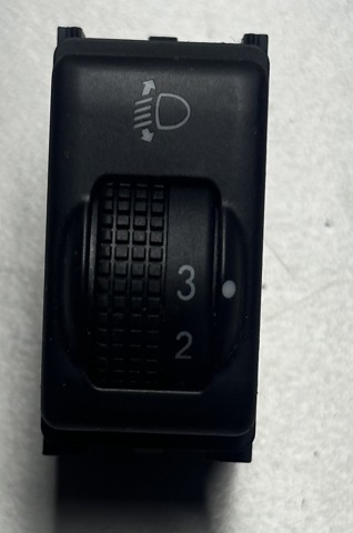 Кнопка корректора фар 25190JD00C NISSAN