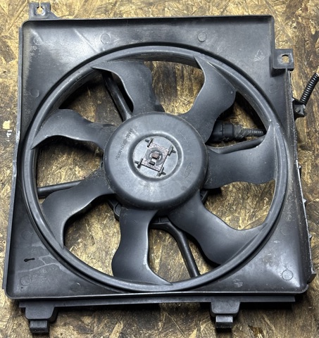 HYUNDAI 253801C210 в наличии Запорожье