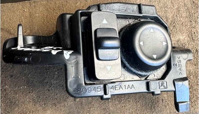 Блок управления зеркалами заднего вида, на двери 255703TB1A NISSAN