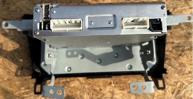 281854CA0A NISSAN Магнитола (радио AM/FM) купить в Львов