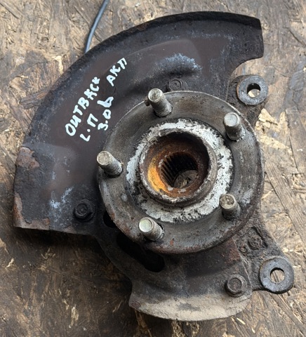 Цапфа поворотная левая 28313AE030 SUBARU