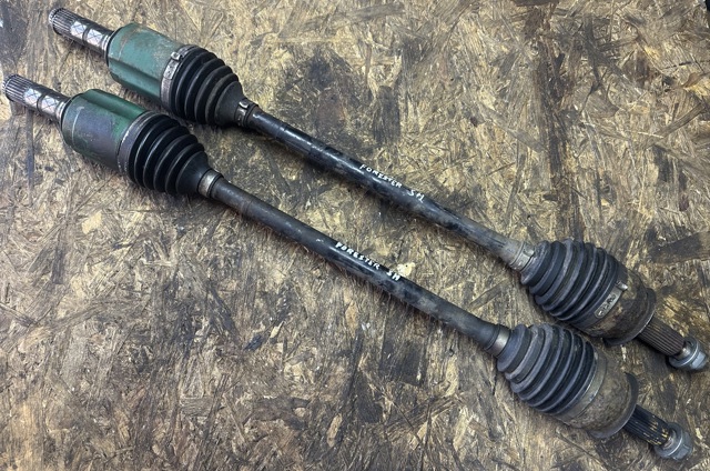 Привод задний 28421SC021 SUBARU