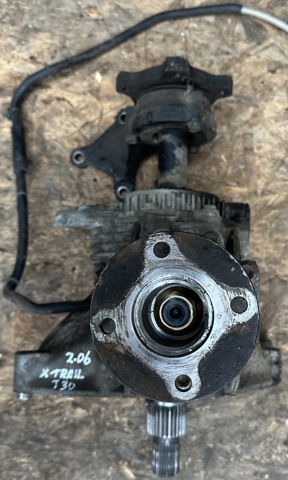 Коробка раздаточная 331008H513 NISSAN