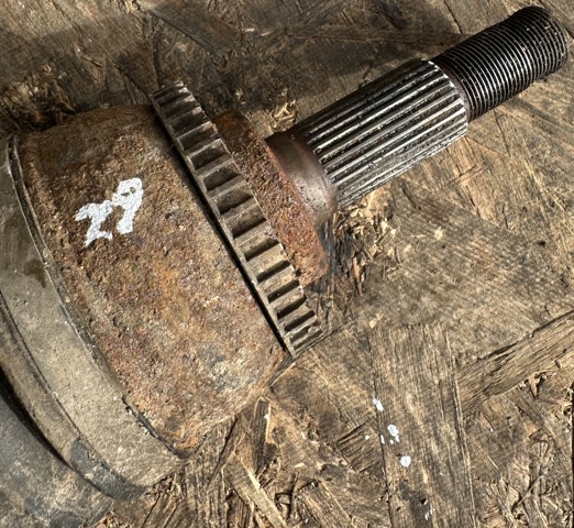 391008H712 NISSAN Правая полуось купить в Николаев