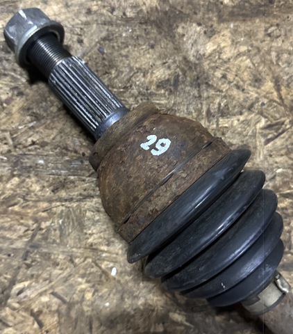 39100BJ41A NISSAN Правая полуось купить в Ужгород