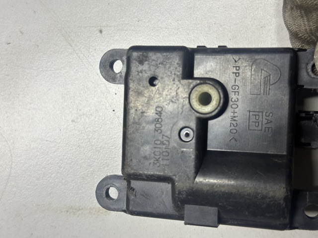 NISSAN 3K01030840 в наличии Киев