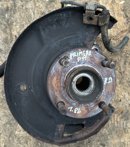Цапфа - поворотный кулак передний, правый 400102J500 NISSAN