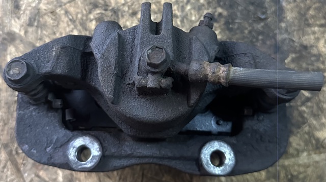 41001JX50B NISSAN Суппорт тормозной передний правый купить в Кривой Рог