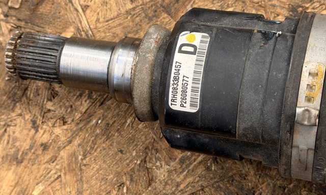 TOYOTA 434100D080 Правая полуось в наличии Николаев