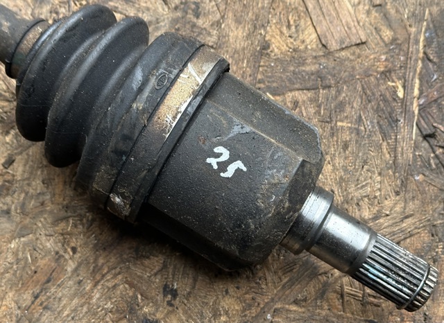 495002F010 HYUNDAI Правая полуось купить в Николаев