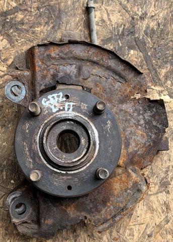 Цапфа передняя левая 517151C110 HYUNDAI