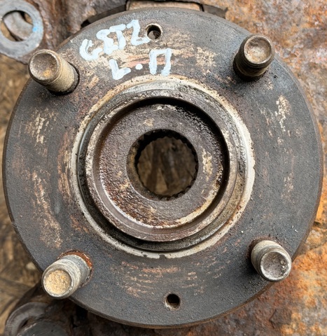 517151C110 HYUNDAI Цапфа (поворотный кулак) передний левый купить в Житомир