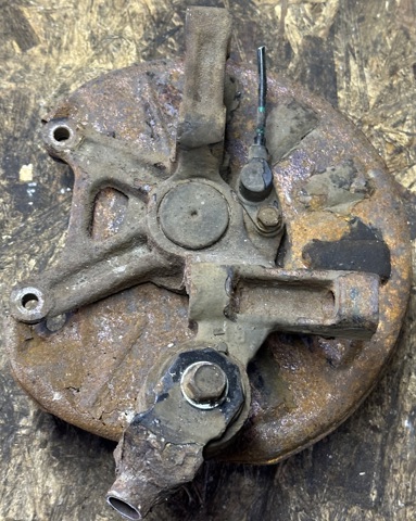 HYUNDAI 527602F110 Цапфа задняя правая в наличии Кривой Рог
