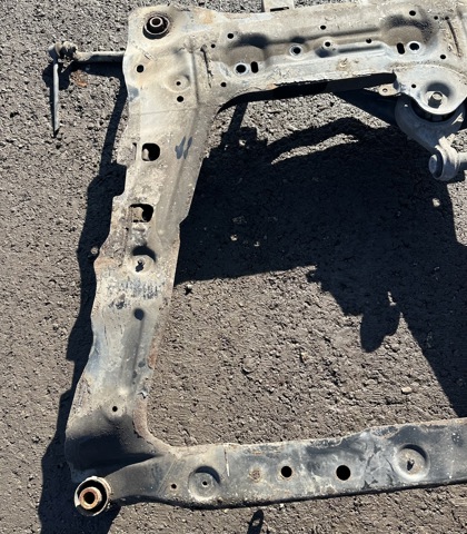 54400BB50B Балка передней подвески (подрамник) купить Черновцы