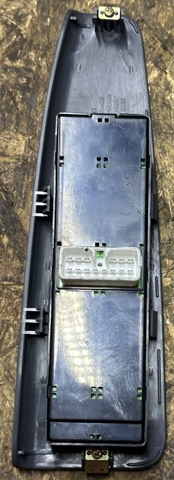 HYUNDAI 621W05560 в наличии Ирпень