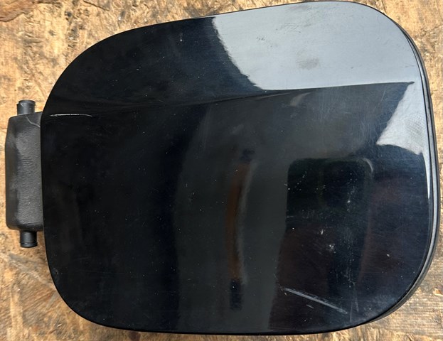 63910TL0G00ZZ HONDA Лючок бензобака купить в Кривой Рог