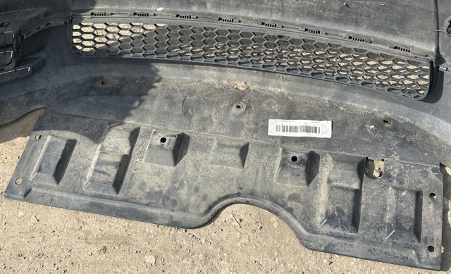 MITSUBISHI 6400C770 Бампер передний в наличии Харьков