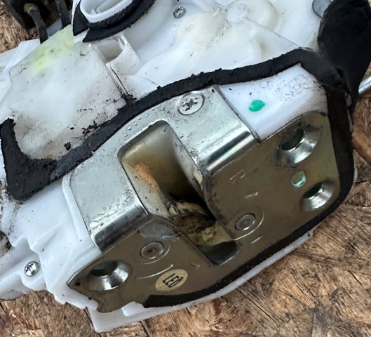 72610TL0G01 HONDA Замок двери задней правой купить в Одесса