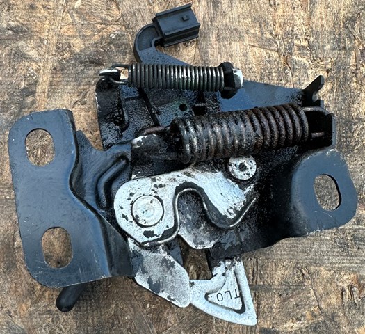 74120TL0G01 HONDA Замок капота купить в Черкассы