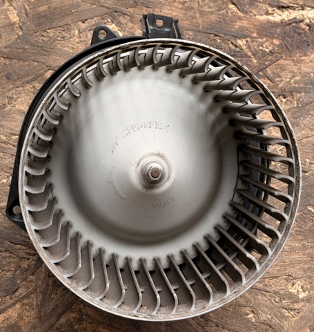 79310SMGG41 HONDA Мотор вентилятора печки (отопителя салона) купить в Киев