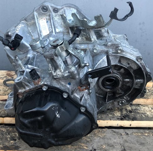 SUZUKI 79J2 КПП в наличии Харьков