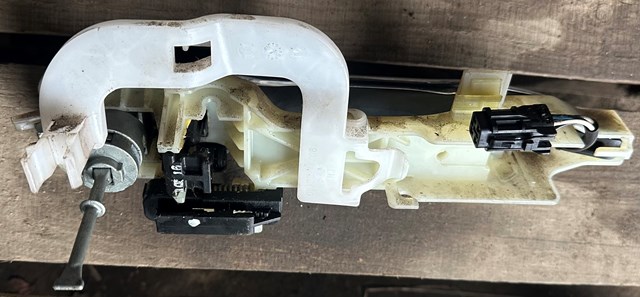 HYUNDAI 826512S720 Ручка двери передней наружная в наличии Запорожье