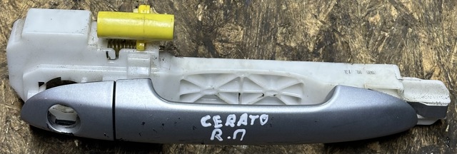 Ручка передней двери наружная, правая 826602F000 HYUNDAI
