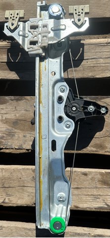 827004EA0A NISSAN Механизм стеклоподъемника двери задней правой купить в Николаев
